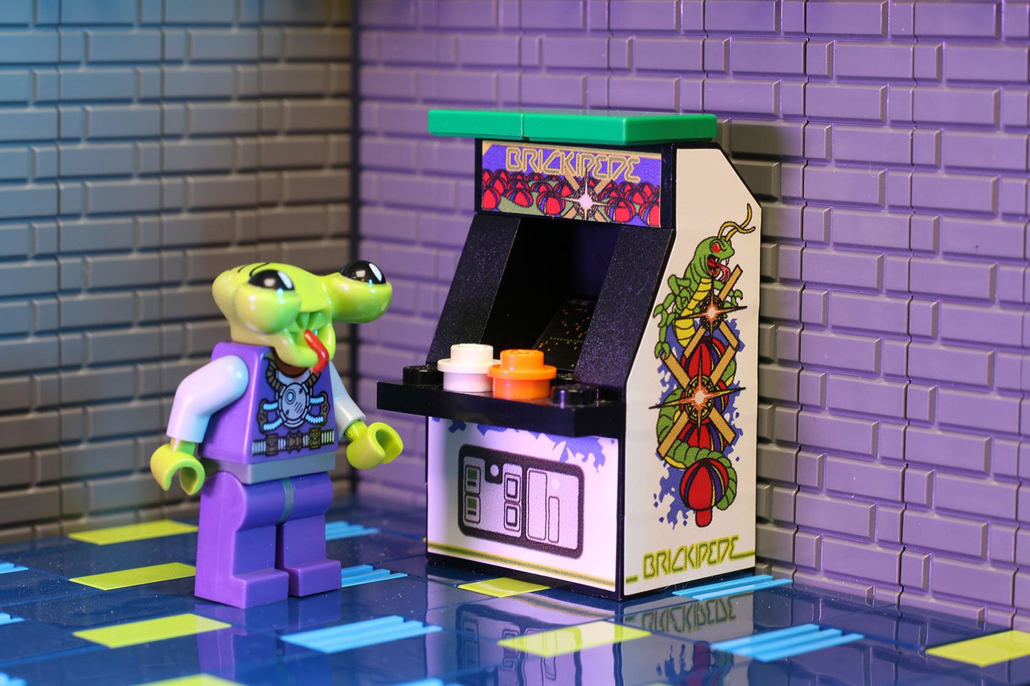 Brickipede Arcade Machine