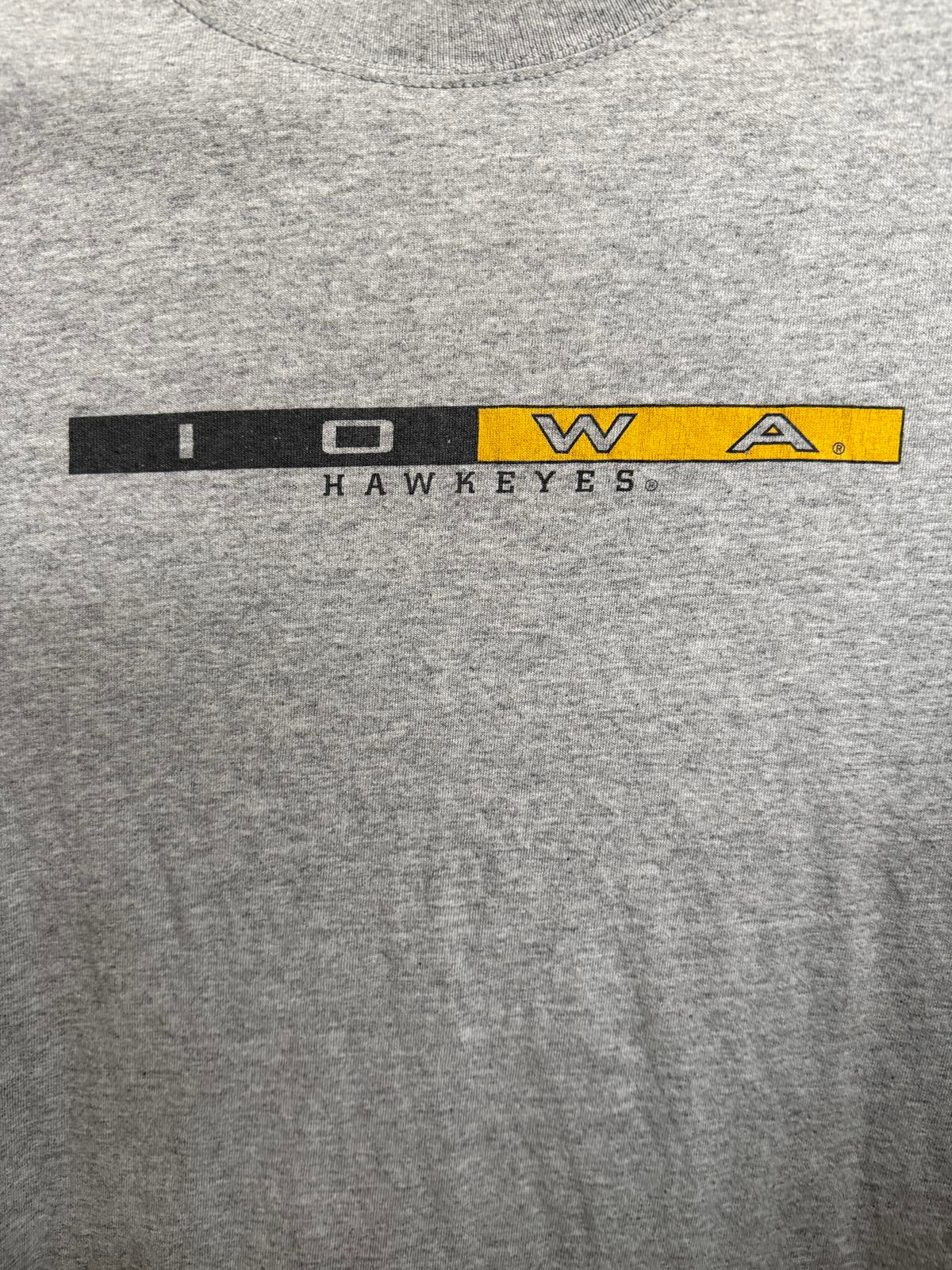 VTG Iowa Hawkeyes T-shirt University of Iowa Tee - L
