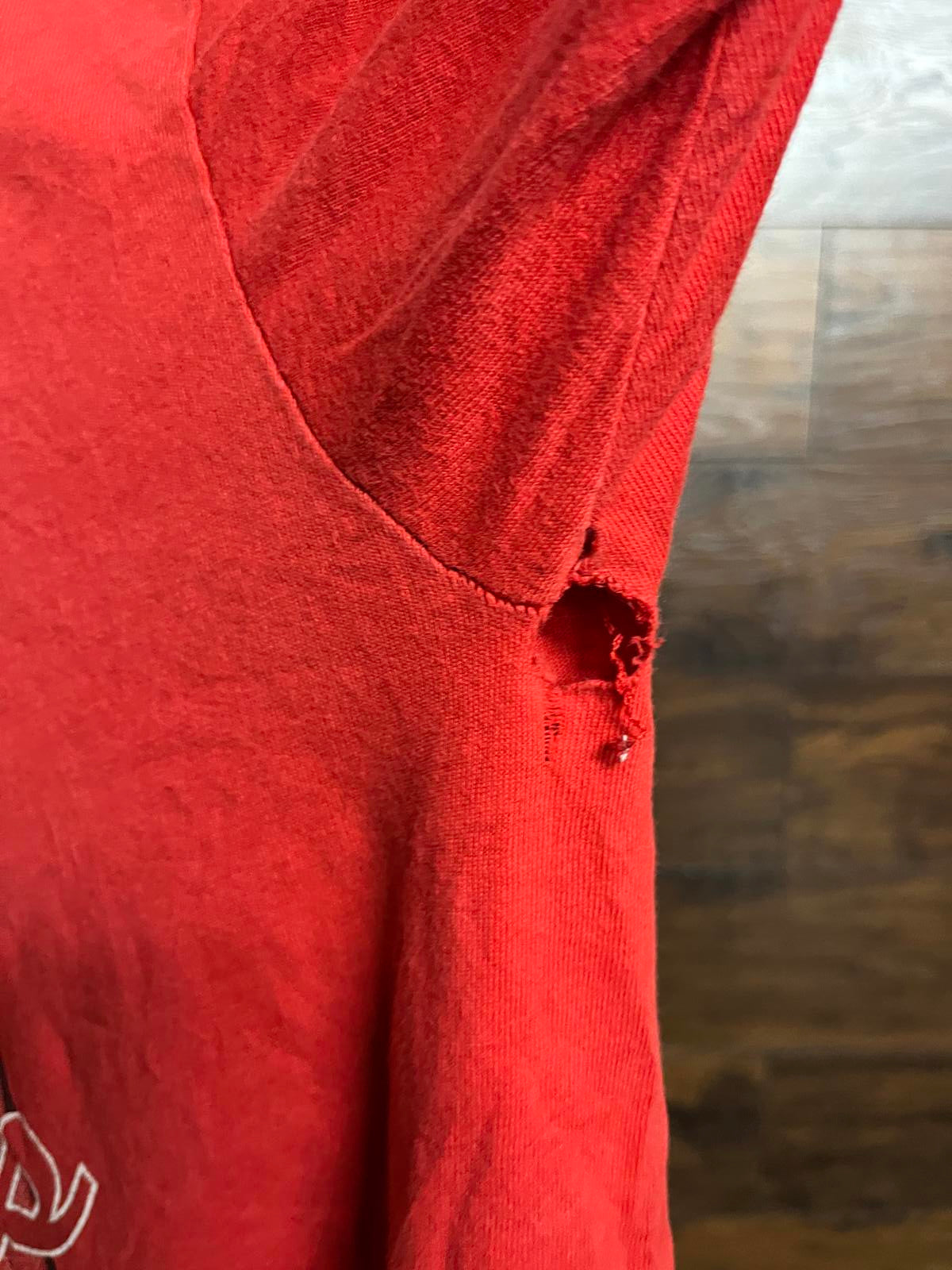 Thrashed ISU Cyclones T-shirt -Vintage Iowa State College XL