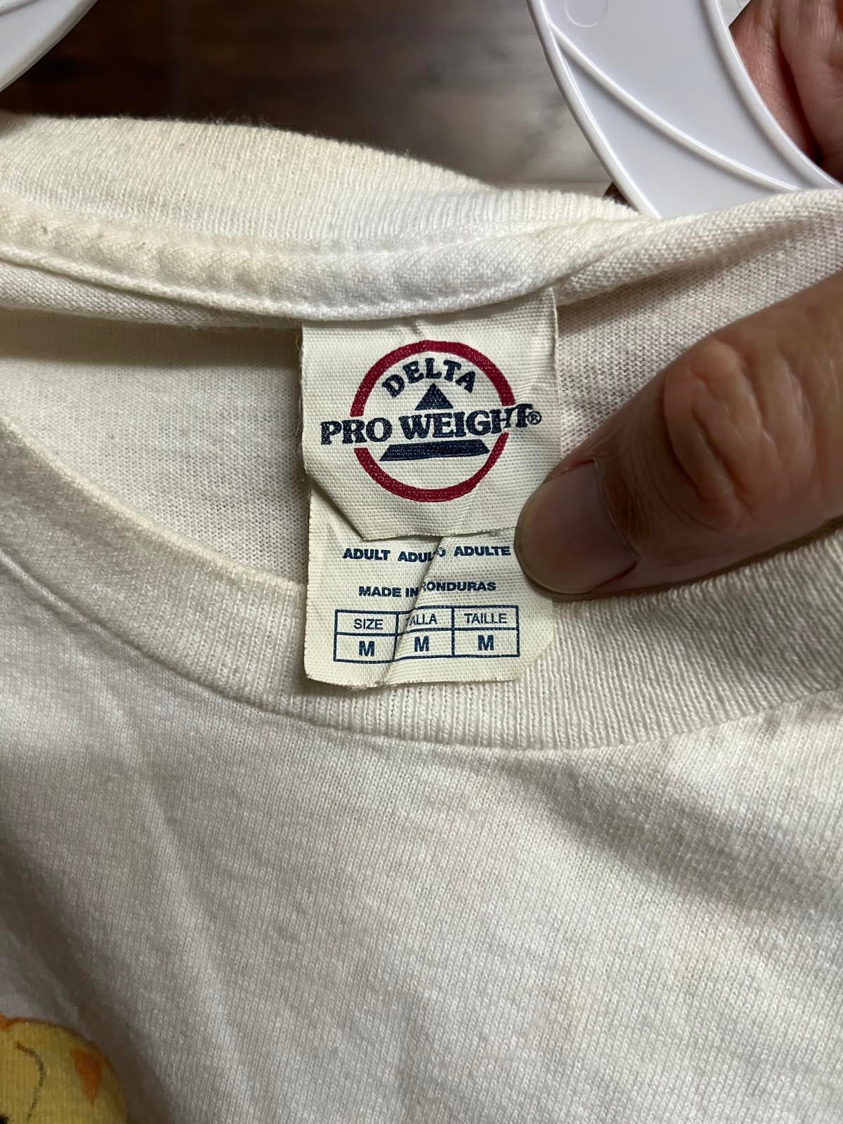 Cheers TV Show Everybody Knows Your Name Bar Tee M