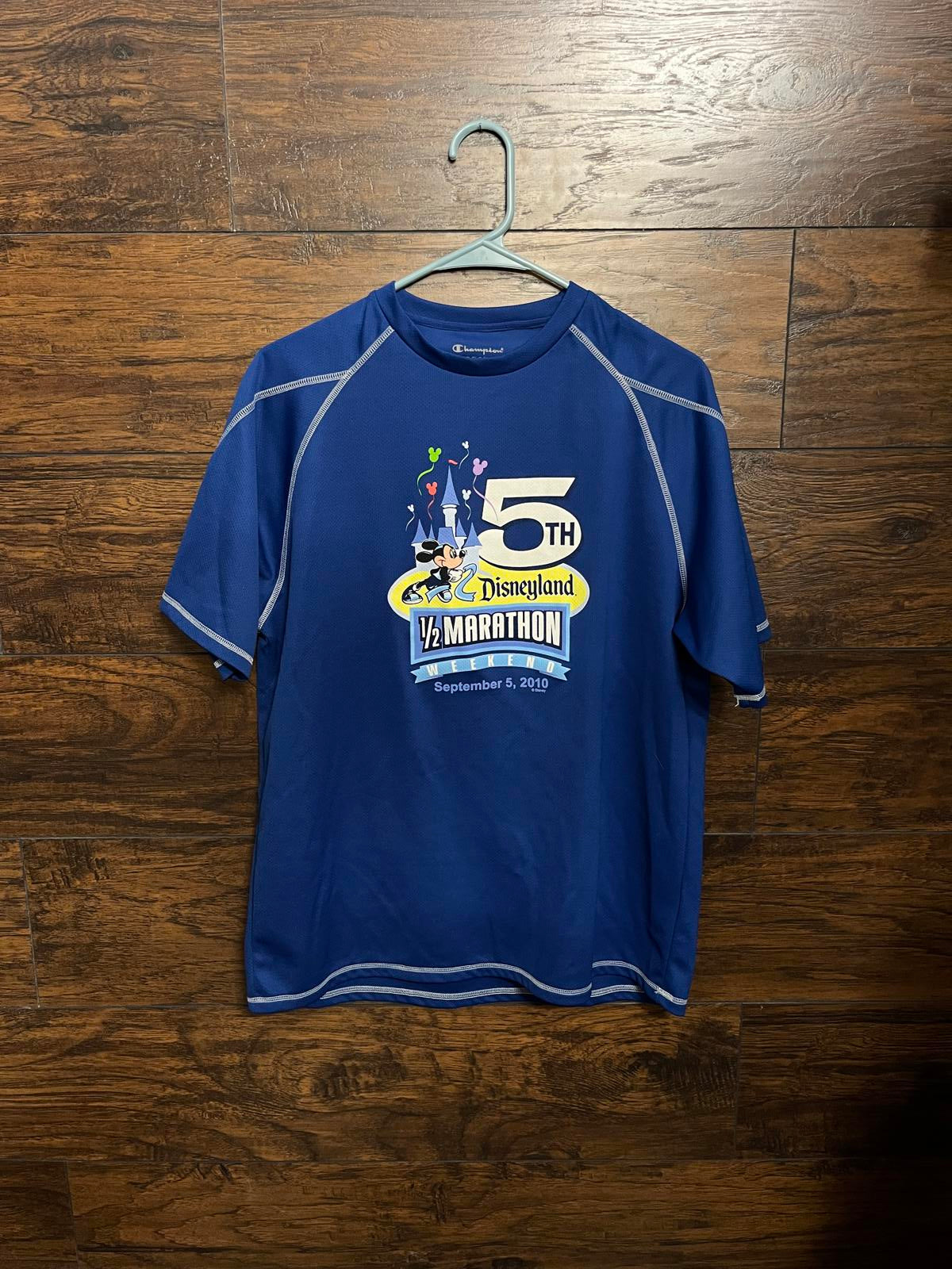 5th Disneyland Half Marathon 2010	Dry Fit - M