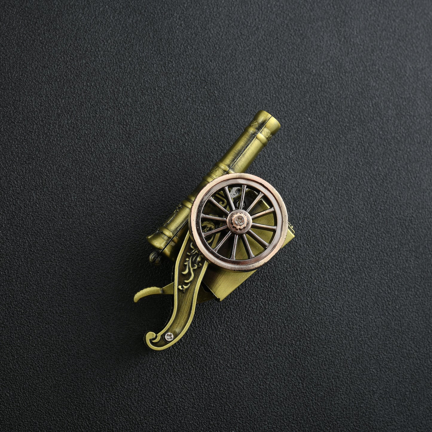 Cannon Lighter