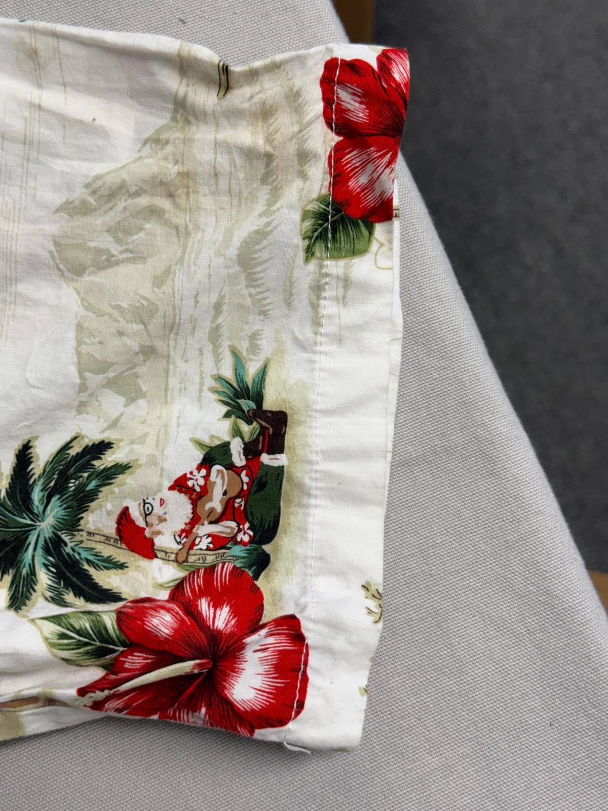 Ky's Men Hawaiian Shirt Surfing Santa Made in Hawaii Shirt L