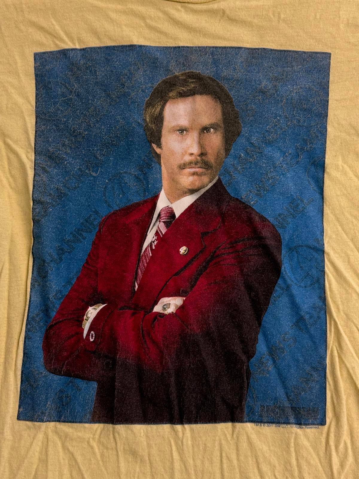 Anchorman Movie T-shirt Ron Burgundy Pose Channel 4 -M