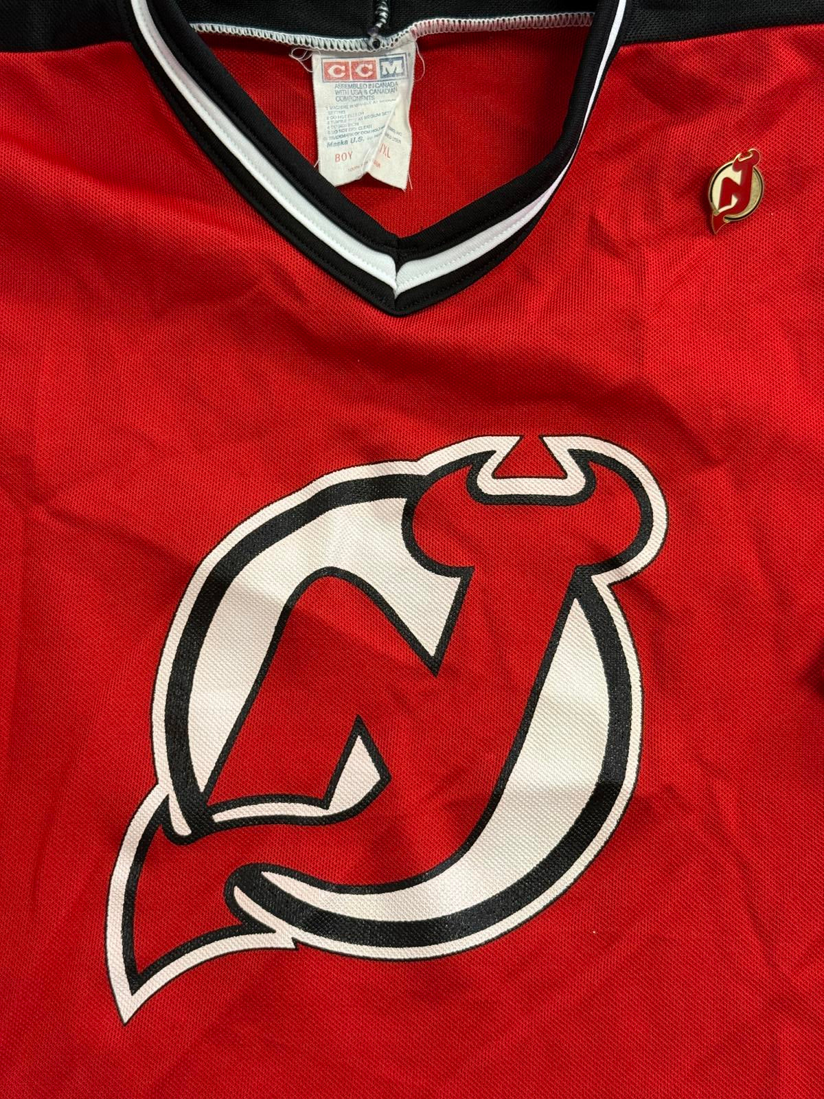 Vintage 90s NHL Devils Jersey CCM Maska Boys L/XL with Pin