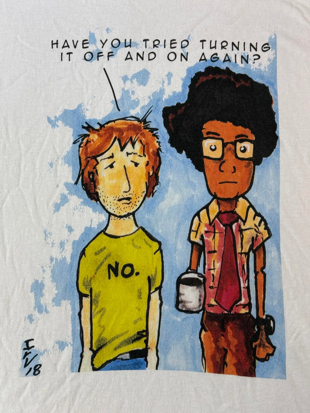 The IT Crowd Tv Show T-shirt Turning it off and on again 3XL